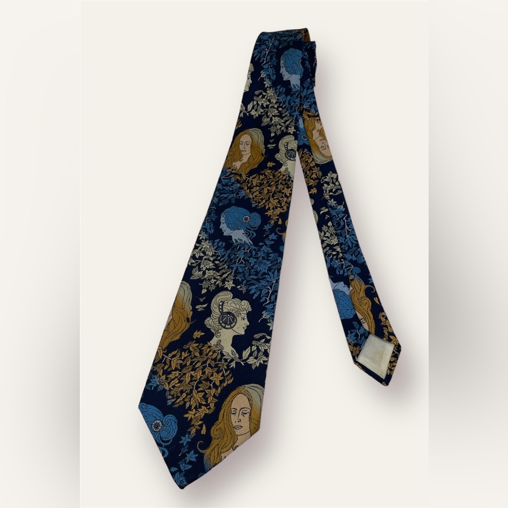 Macrae Vintage Floral Print Tie - Picture 2 of 6